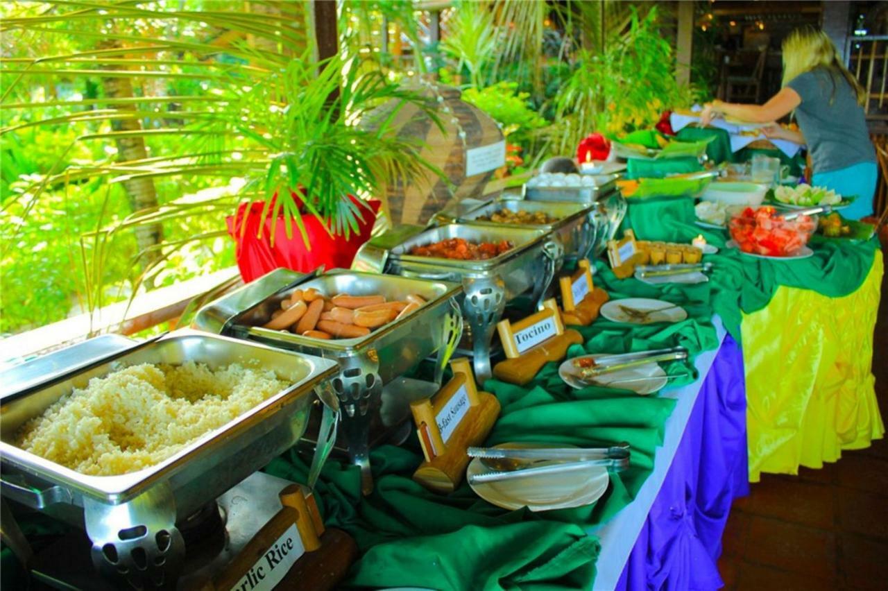 Coco Beach Island Resort Puerto Galera Exterior foto